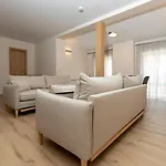 луксозни студия “старият батак” / Luxury “the Old Batak” Гостевой дом 4*