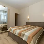 луксозни студия “старият батак” / Luxury “the Old Batak” Гостевой дом 4*