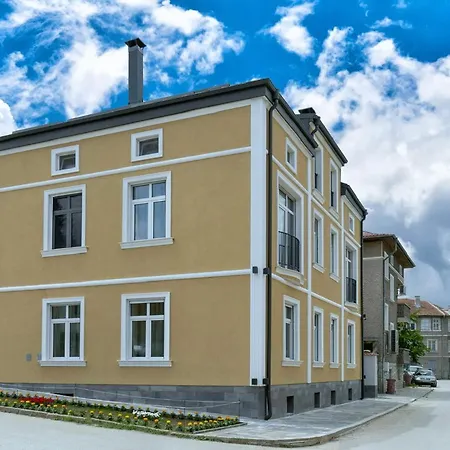 луксозни студия “старият батак” / Luxury “the Old Batak” Gasthof 4*